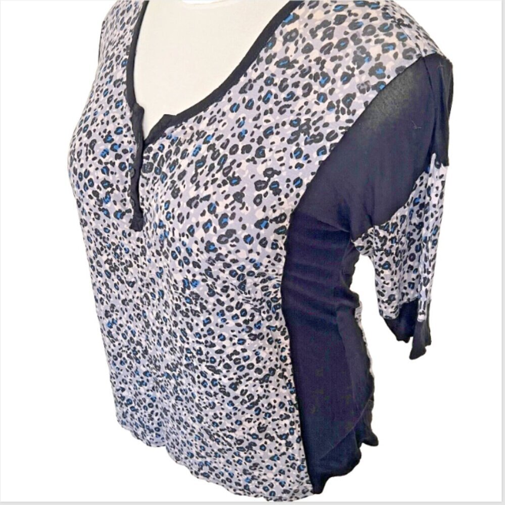 DKNY | Black Grey Blue Cheetah Side Panel Henley - Picture 2 of 8